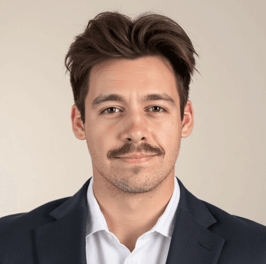 Jake Harris headshot